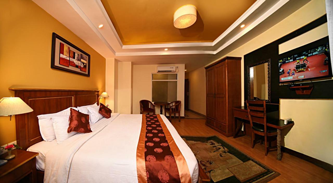 Dom Himalaya Hotel Catmandu Exterior foto